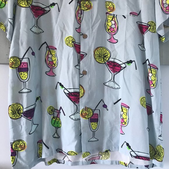 Molokai Surf Button-Up Shirt (NWT) - Picture 4 of 13